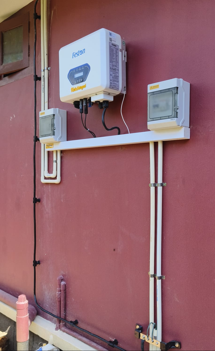 Image of 5KW ON GRID SOLAR SYSTEM project in MUKKATUKARA,THRISSUR